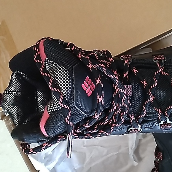 NWOT Gorgeous Columbia Bugaboot Plus IV Omni-Heat Women's 7.5 - Picture 11 of 16